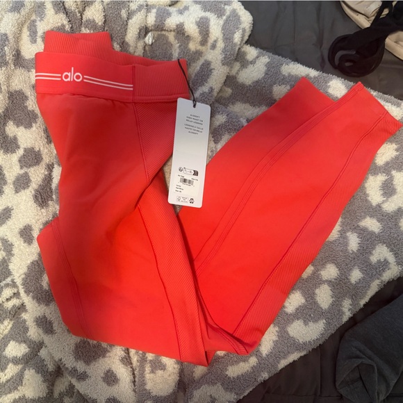 ALO Yoga Pants - ALO Yoga Candy Red Leggings